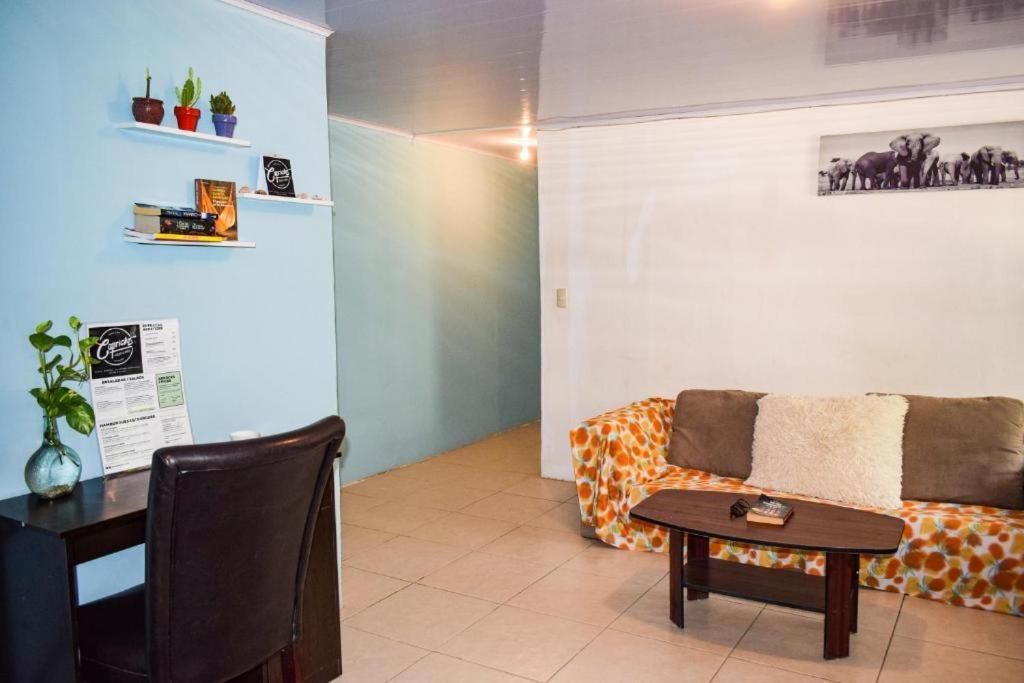 The Backside House Vandrerhjem Tamarindo Eksteriør bilde